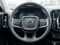 Volvo XC40 B5 AWD Core Bright Theme  CPO FIN RATE  3.49%-4%* 2025-7