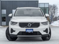 2025 Volvo XC40 B5 AWD Bright Theme  CPO FINANCE RATE fr 3.49%*-1