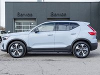 Volvo XC40 B5 AWD Plus Dark Theme CLOUD BLUE VOLVO CPO 2025-2