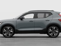 Volvo XC40 B5 AWD Plus Dark Theme 2026-7