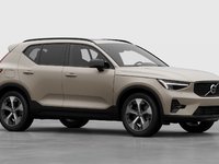 Volvo XC40 B5 AWD Plus Dark Theme 2026-2