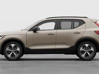 Volvo XC40 B5 AWD Plus Dark Theme 2026-7