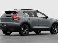 2026 Volvo XC40 B5 AWD Core Dark Theme-3