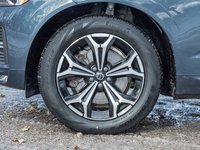 2022 Volvo XC60 B6 AWD Momentum  19 ALLOY WHEEL  CPO  DENIM BLUE-3