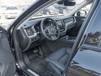 2025 Volvo XC60 B5 AWD Plus Dark Theme  NEARLY NEW  VOLVO CPO-6