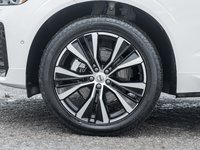 Volvo XC60 B5 AWD Plus Dark Theme 20ALLOY WHEELS LOW KM  CPO 2025-3