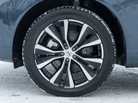 2025 Volvo XC60 B5 AWD Plus Dark Theme-3