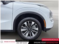 2025 Mitsubishi Outlander LE-6