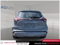 2025 Nissan Kicks Play S-2