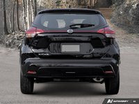 2025 Nissan Kicks Play S-4