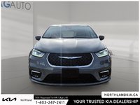 2023 Chrysler Pacifica Touring-L-5