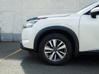 2023 Nissan Pathfinder SL-3