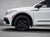 2024 Volkswagen Tiguan Comfortline R-Line Black Edition-1