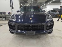 2022 Porsche Cayenne BASE-1