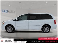 2016 Chrysler Town & Country Touring-L-4