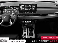 2026 Mitsubishi Outlander Plug-in Hybrid SE S-AWC-4