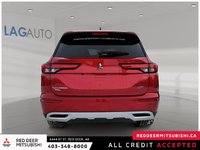 2022 Mitsubishi Outlander-2