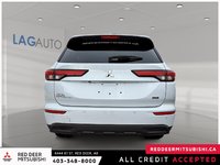 2024 Mitsubishi Outlander ES-2