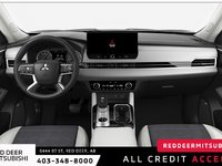 2026 Mitsubishi Outlander LE S-AWC-4