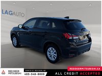 2023 Mitsubishi RVR SE-3
