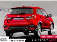 2027 Mitsubishi RVR SE AWC-2