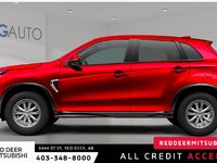 2027 Mitsubishi RVR SE AWC-1