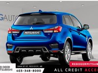 2027 Mitsubishi RVR SE AWC-2