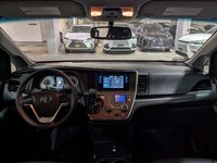 2017 Toyota SiennaSE SE-4