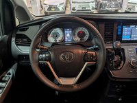 2017 Toyota SiennaSE SE-5