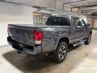 2017 Toyota Tacoma 4x4 Double Cab 6A 1 OWNER / TRD 4X4 SPORT / TOYOTA SERVICED-4