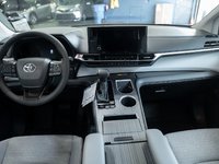 2025 Toyota Sienna Hybrid LE 8 PASSENGER-3