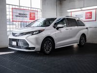 2025 Toyota Sienna Hybrid LE 8 PASSENGER-2