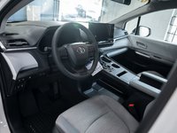 2025 Toyota Sienna Hybrid LE 8 PASSENGER-7
