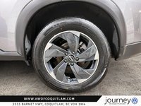 2024 Nissan Rogue AWD SV Moonroof-6