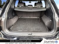 2023 Volkswagen Tiguan Highline 2.0T 8sp at w/Tip 4M-5