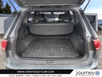 2023 Volkswagen Tiguan Comfortline R-Line Black 2.0T 8sp at w/Tip 4M-5