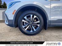 2024 Volkswagen Tiguan Trendline 2.0T 8sp at w/Tip 4M-6