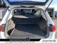 2024 Volkswagen Tiguan Trendline 2.0T 8sp at w/Tip 4M-5