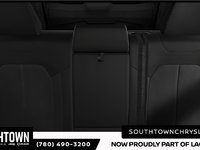 2026 Jeep Cherokee LAREDO-3