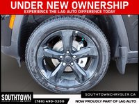 2025 Jeep Grand Cherokee LAREDO ALTITUDE-6