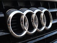 2017 Audi Q3 KOMFORT IN BLACK EQUIPPED WITH A 2.0L TURBO I4 , QUATTRO AWD , 6SPD AUTO , LEATHER HEATED SEATS , PREMIUM AUDIO , BACKUP CAM , D-2