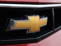 2015 Chevrolet Camaro SS IN RED EQUIPPED WITH A 6.2L V8 , FWD , AUTO TRANSMISSION , DUAL EXHAUST , LEATHER HEATED BUCKET SEATS , SUNROOF , PREMIUM BOS-2