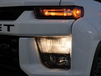 2021 Chevrolet Silverado 2500HD CUSTOM IN SUMMIT WHITE EQUIPPED WITH A 6.6L V8 , 6SPD AUTO , 4X4 , BLACK ACCENTS , CUSTOME VALUE PCKG , REMOTE START , TRAILER M-4