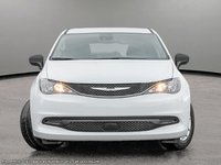 2024 Chrysler Grand Caravan SXT IN BRIGHT WHITE EQUIPPED WITH A 3.6L V6 , FWD , 9SPD AUTO , 2ND ROW STOW N GO , HEATED SEATS + SW , PWR LIFTGATE , DUAL PWR-1