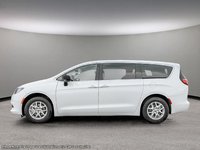 2024 Chrysler Grand Caravan SXT IN BRIGHT WHITE EQUIPPED WITH A 3.6L V6 , FWD , 9SPD AUTO , 2ND ROW STOW N GO , HEATED SEATS + SW , PWR LIFTGATE , DUAL PWR-2