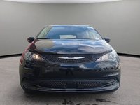 2024 Chrysler Grand Caravan SXT IN DIAMOND BLACK EQUIPPED WITH A 3.6L V6 , FWD , 9SPD AUTO , SAFETYTEC GROUP , NAV , 101.INCH TOUCHSCREEN , BSM/RCPD , PARK-1