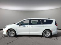 2025 Chrysler Grand Caravan SXT IN BRIGHT WHITE EQUIPPED WITH A 3.6L V6 , 9SPD AUTO , FWD , LEATHERETTE HEATED SEATS + SW , PWR LIFTGATE , ADV CRUISE W/LKA-2