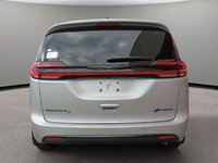 2024 Chrysler Pacifica Hybrid PREMIUM S IN SILVER MIST EQUIPPED WITH A 3.6L HYBRID V6 , FWD , EFLITE CVT AUTO , NAPPA LEATHER HEATED/VENTED SEATS , SAFETY SPH-4