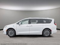 2024 Chrysler Pacifica Hybrid Select-2