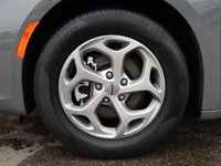 2023 Chrysler Pacifica LIMITED IN CERAMIC GREY EQUIPPED WITH A 3.6L V6 , FWD , 9SPD AUTO , NAPPA LEATHER VENTED/HEATED SEATS + SW , REMOTE START , ADV-4